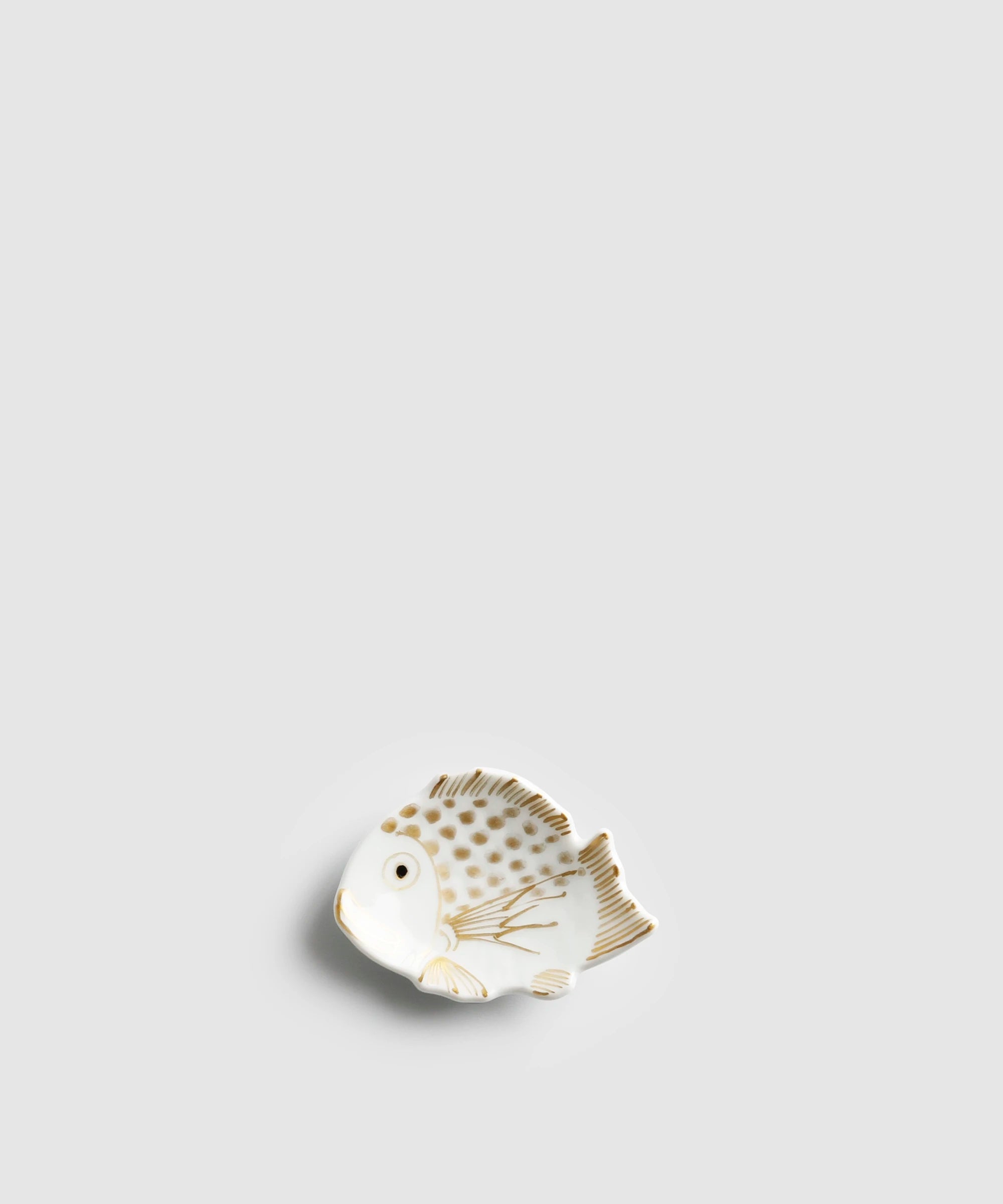 鯛持恵比寿　美術工芸　青磁　陶磁器　最終値下げ 白磁金彩 - 鯛型豆皿 | 有田焼(ありたやき)の専門通販 Realita