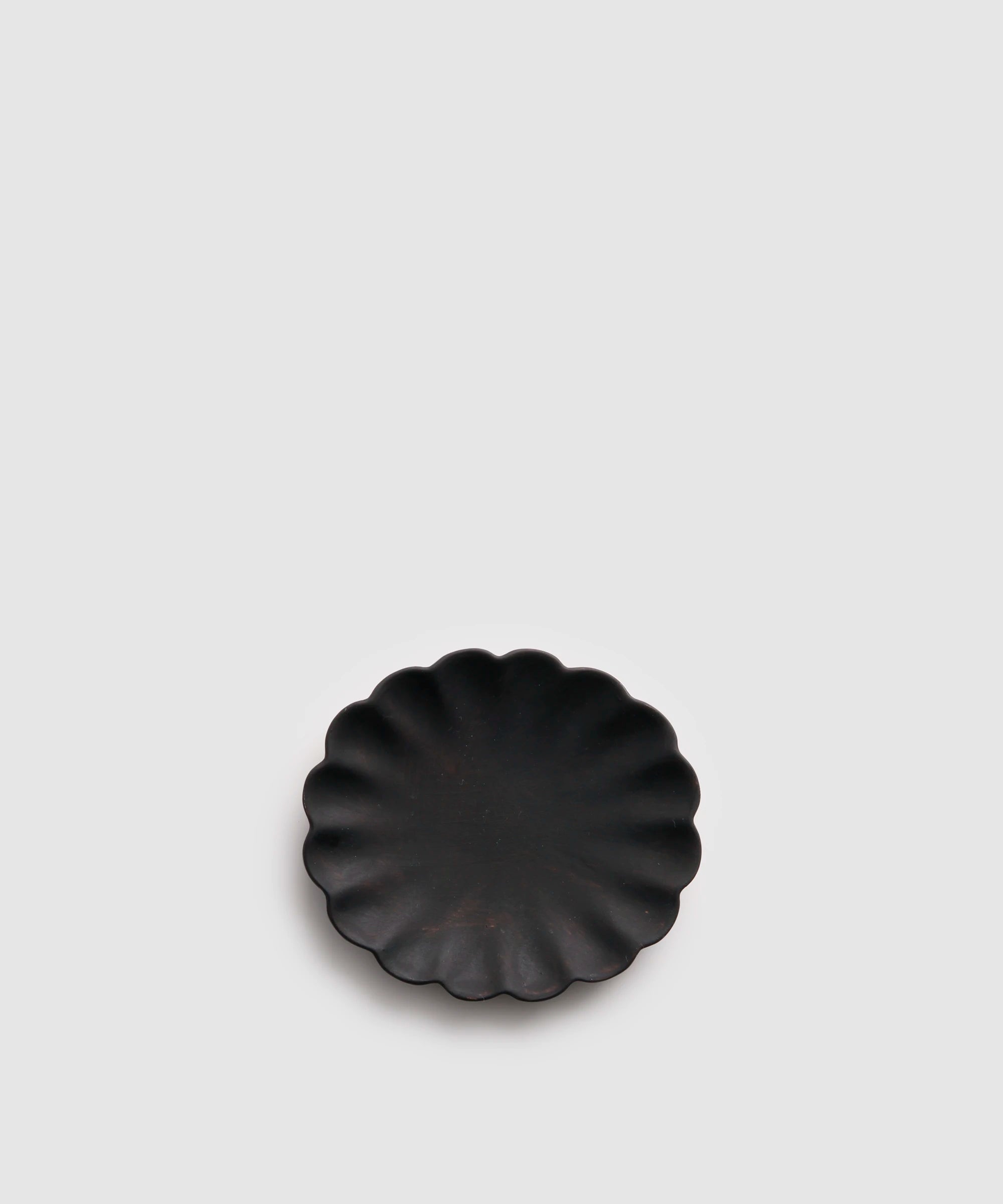 Classic - 輪花皿 - penta black