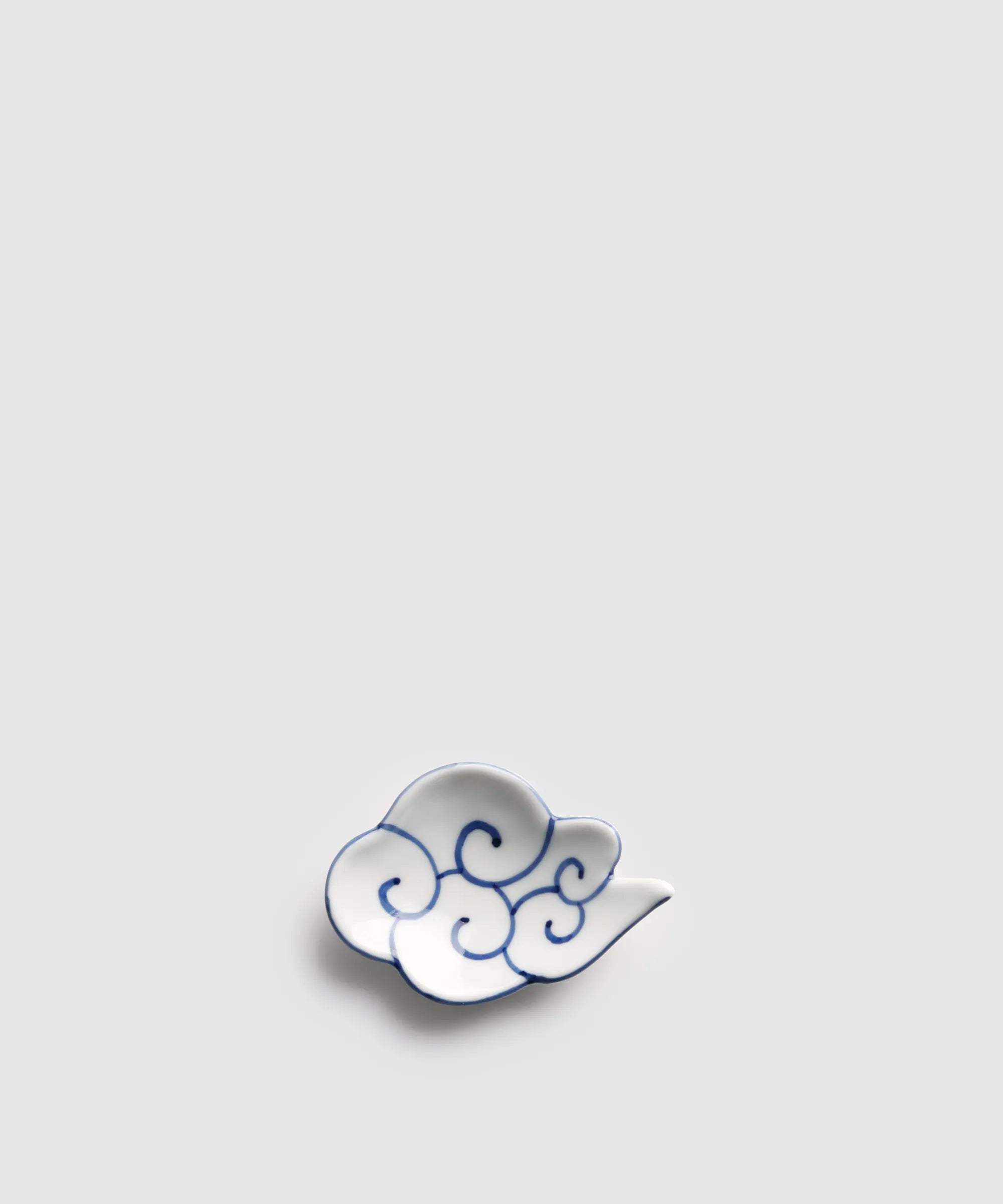 筋斗雲 - 雲豆小皿 | 有田焼(ありたやき)の専門通販 Realita Ceramics