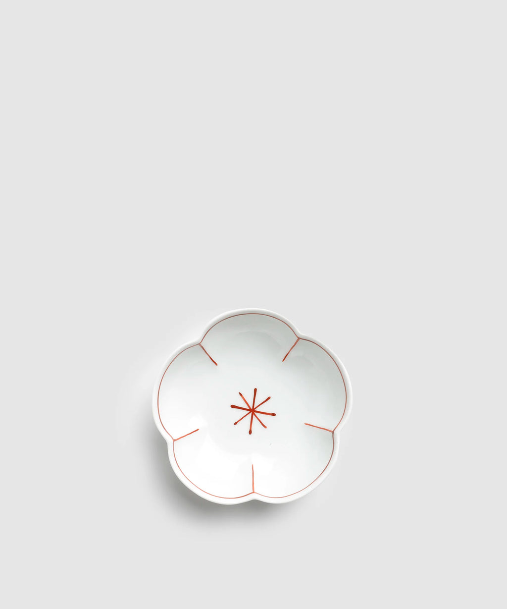 時代　赤絵花口小鉢4点　春逸作　送料込み250617 赤絵花弁 - 梅小鉢 | 有田焼(ありたやき)の専門通販 Realita