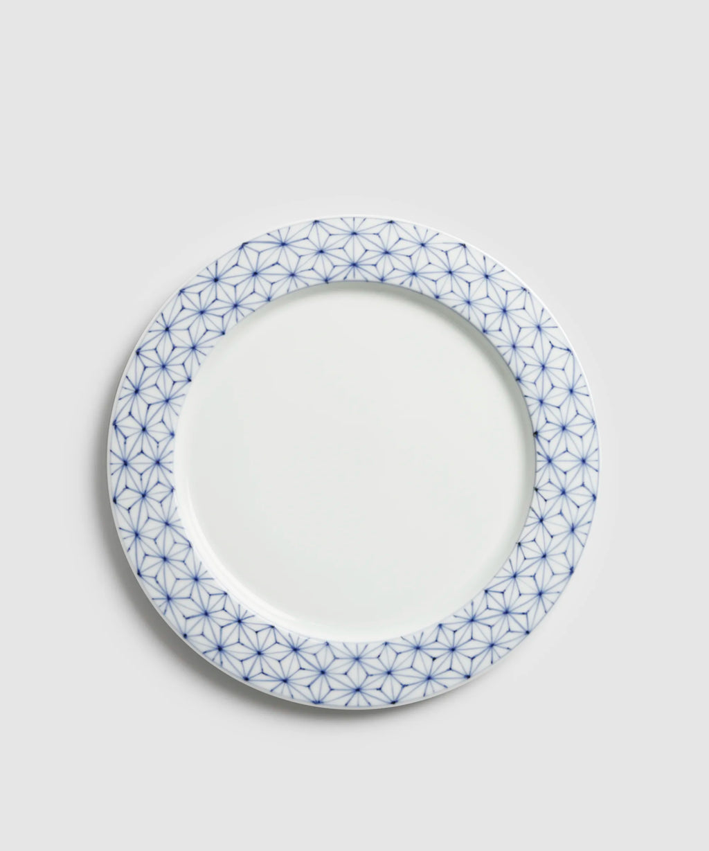 染付麻の葉紋 - 縁起皿 24cm | 有田焼(ありたやき)の専門通販 Realita 染付麻の葉紋 - 縁起皿 24cm | 有田焼(ありたやき)の専門通販 Realita