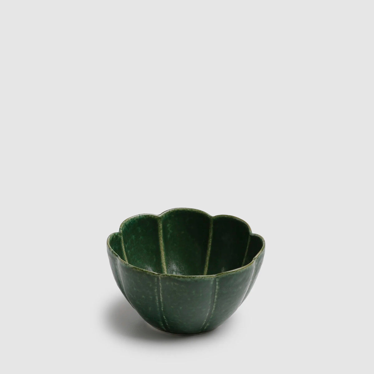 深緑 - 花弁小鉢 | 有田焼(ありたやき)の専門通販 Realita Ceramics