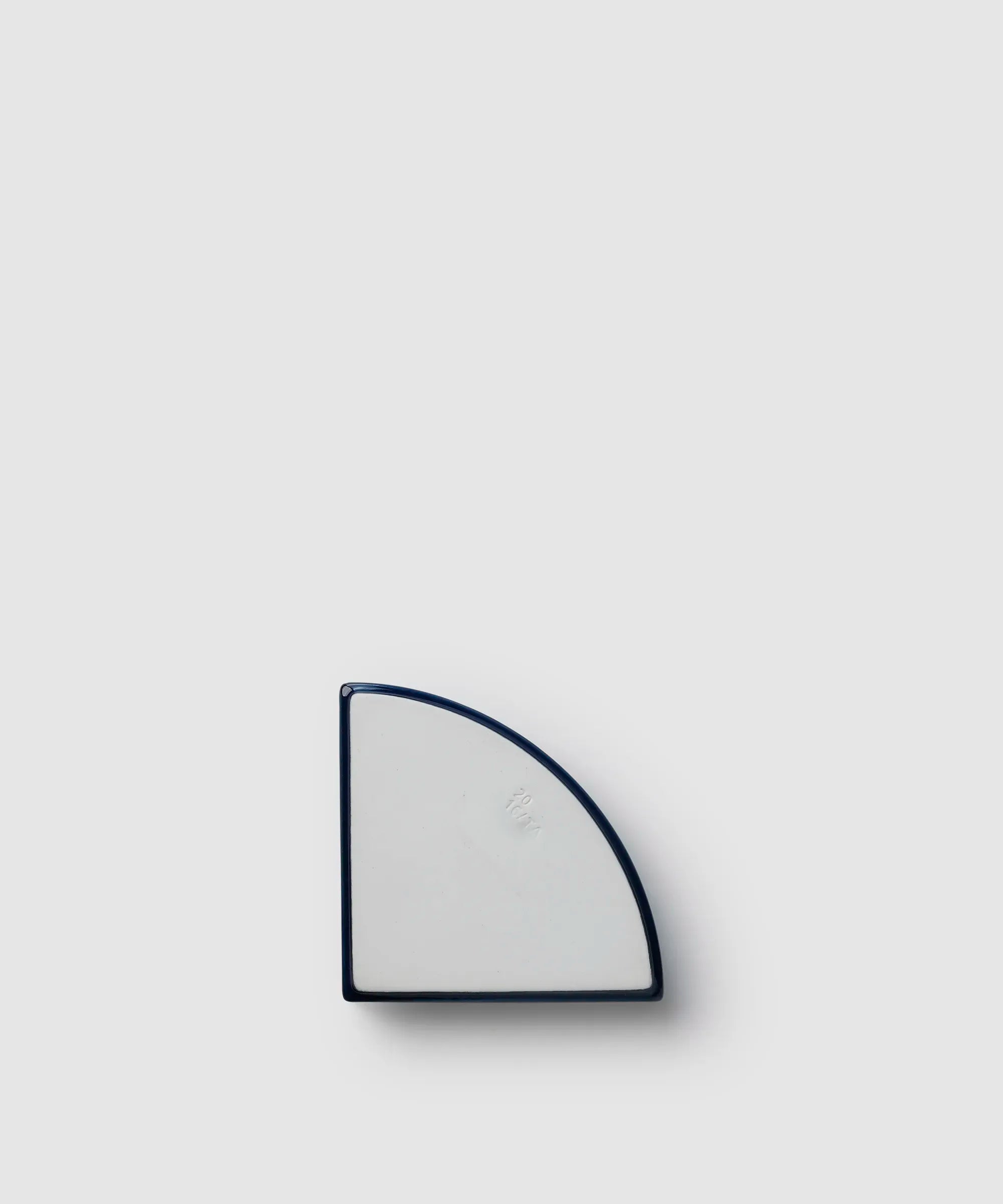 TA/27 Quarter Deep Plate dark blue