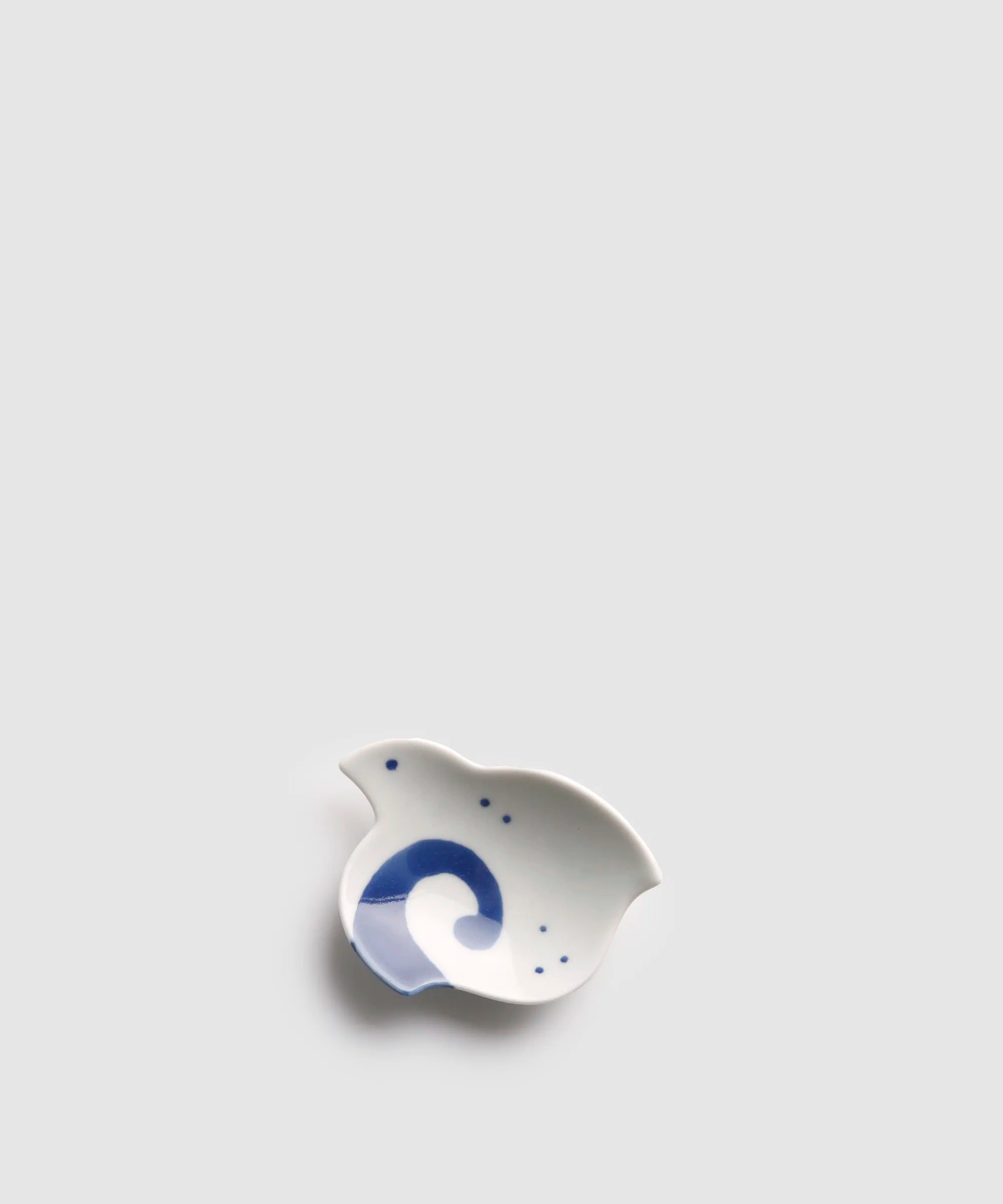 骨董　古陶　希少 まひこ 舞子焼　千鳥型　豆皿　小皿　茶道具　１客限り IMG_6910_371adfc4-140f-4568-