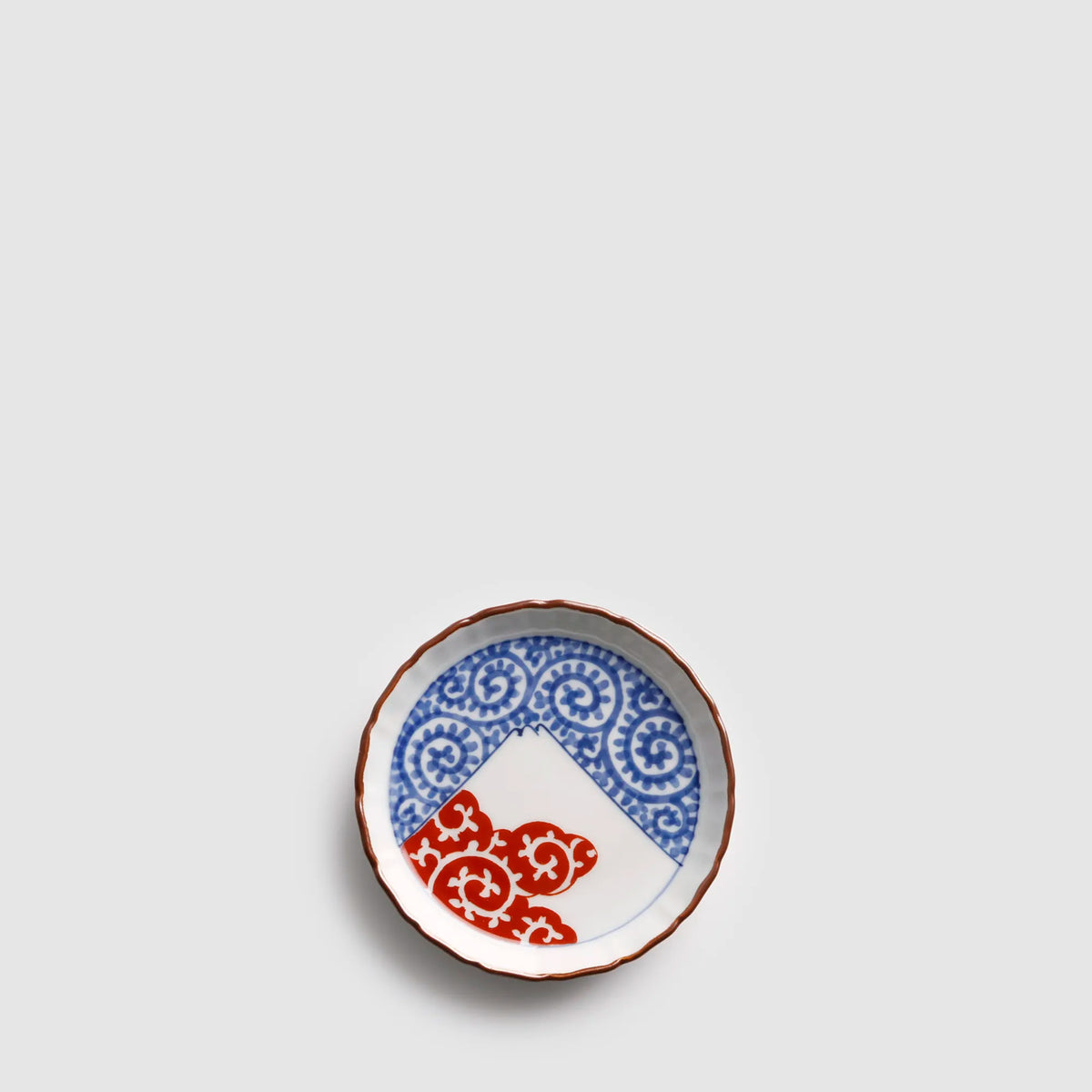 錦龍 豆皿 5枚 金彩 色絵付 染付 銘 唐草 美品 その2 伊万里 染錦 豆皿 まめ皿 唐草 牡丹 菊花 柘榴 大明成化年製銘 染付