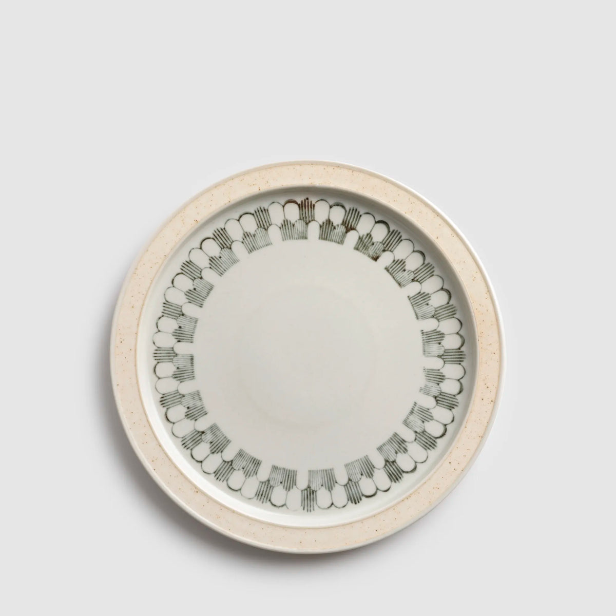 kuppi - tile plate M | 有田焼(ありたやき)の専門通販 Realita