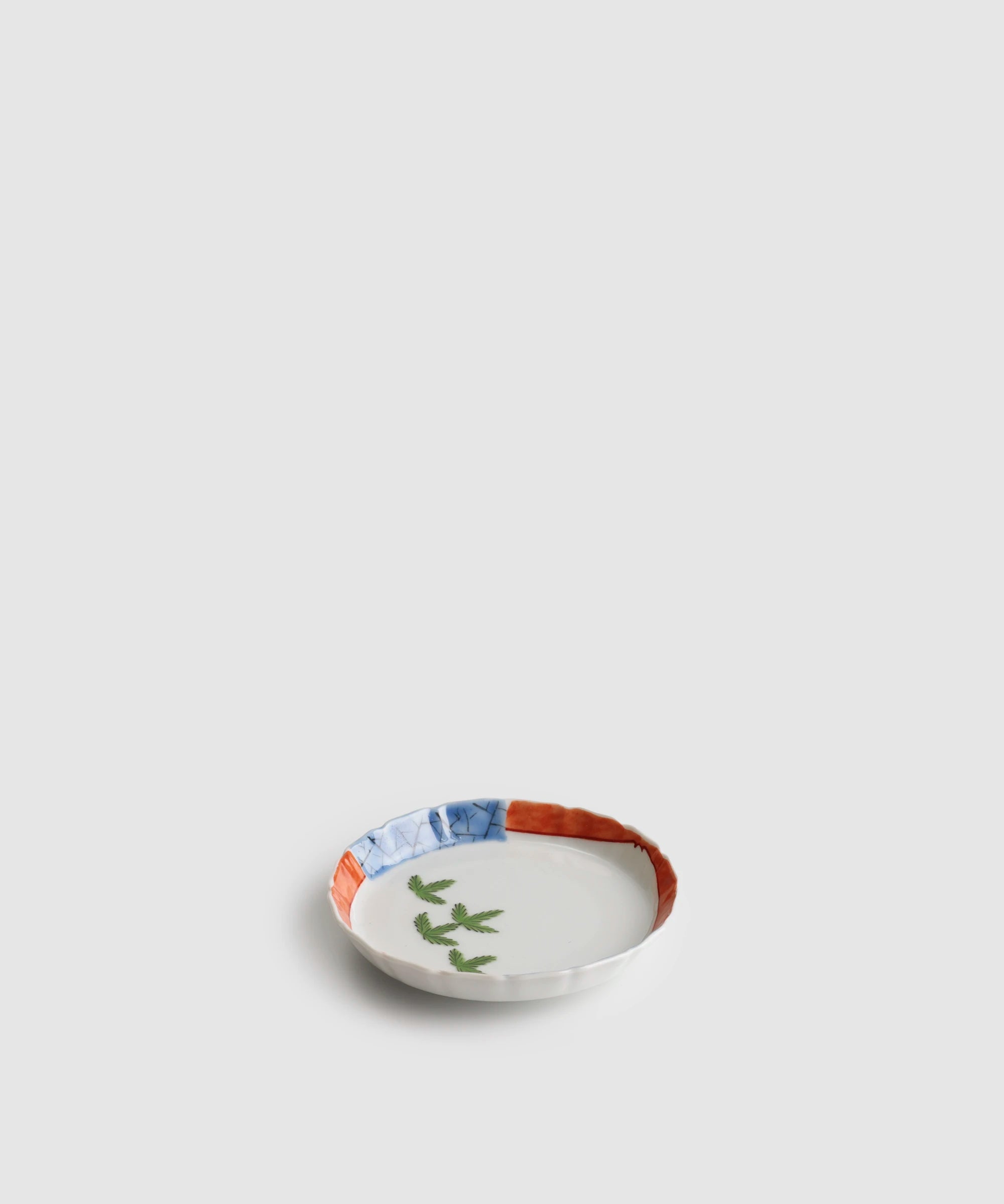 色絵若松富士山図 - 豆皿 | 有田焼(ありたやき)の専門通販 Realita 色絵若松富士山図 - 豆皿 | 有田焼(ありたやき)の専門通販 Realita