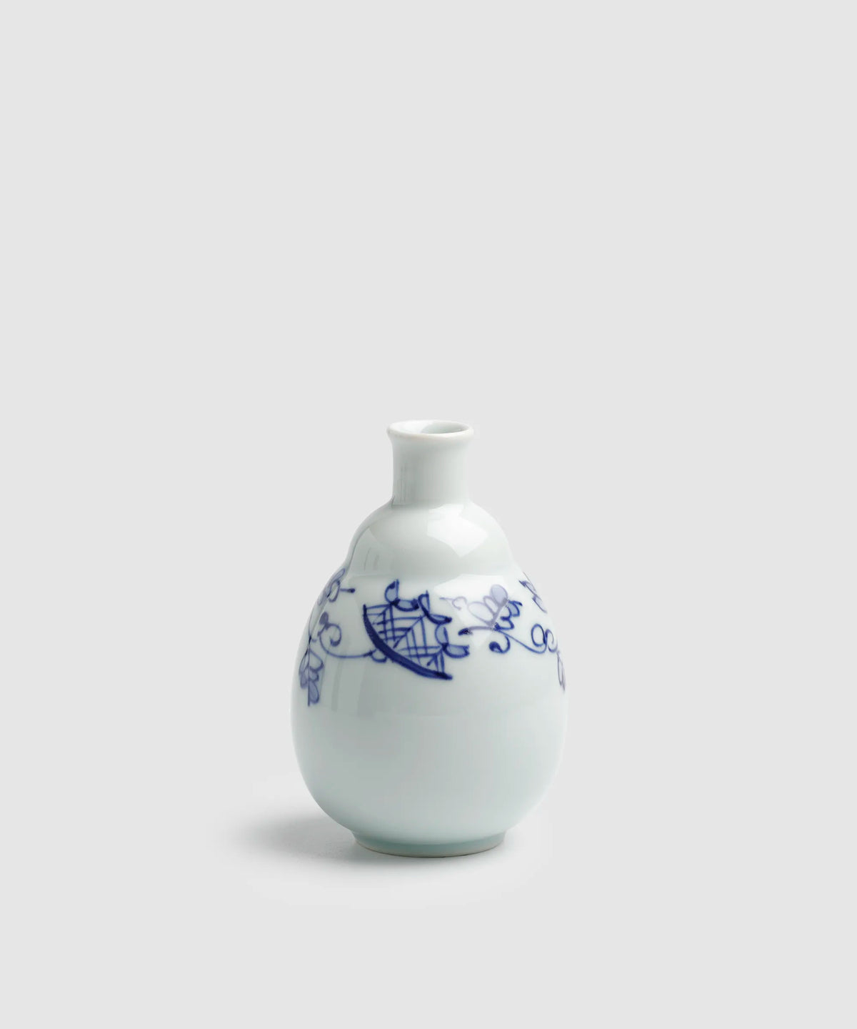 唐草異人 - 段付徳利 | 有田焼(ありたやき)の専門通販 Realita Ceramics Store (リアリタ)公式サイト