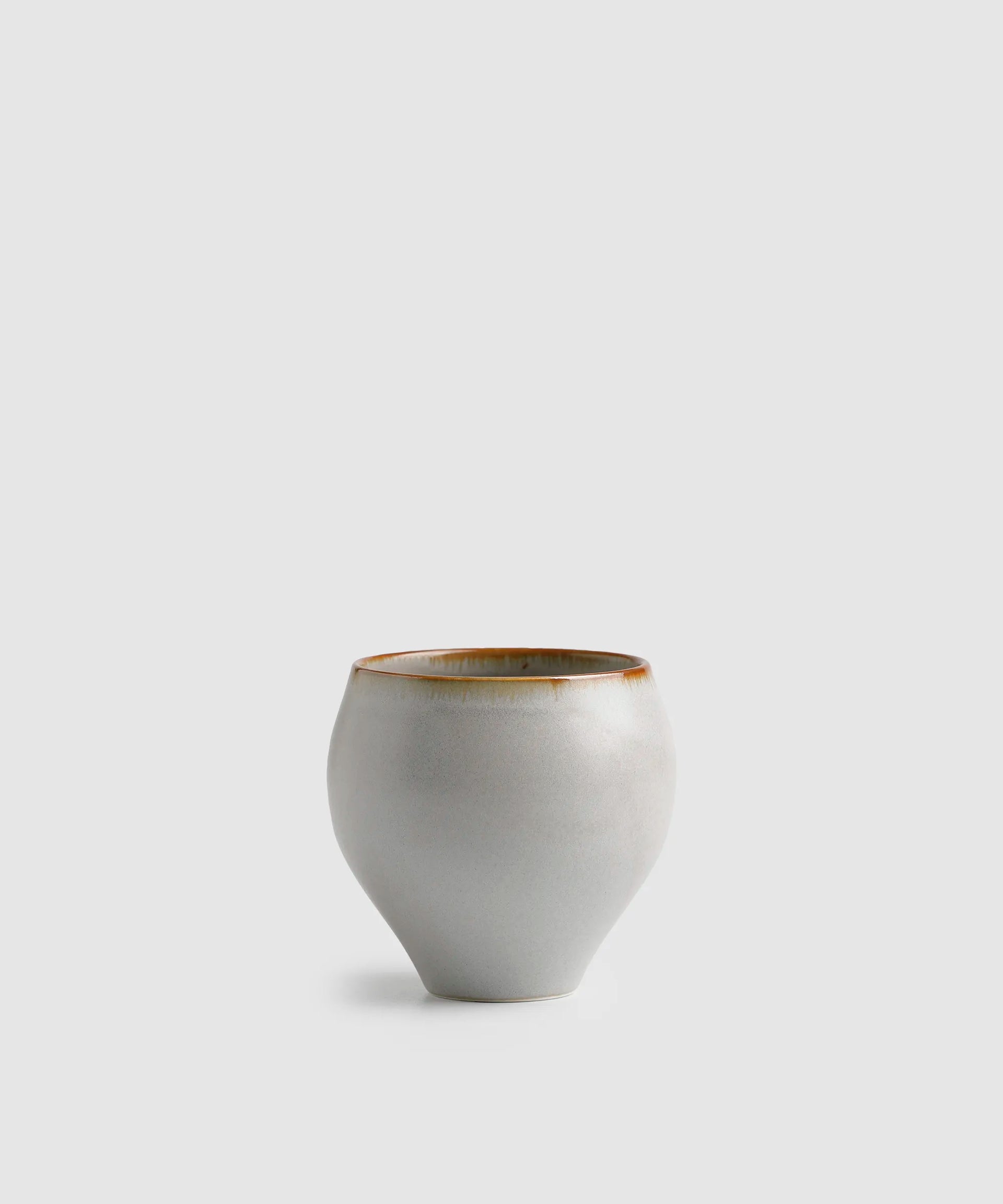酎呑み 霞 | 有田焼(ありたやき)の専門通販 Realita Ceramics Store