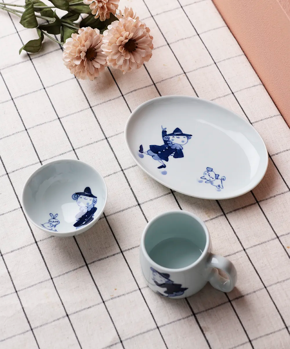 紅毛人 - 子ども用 小判皿 | 有田焼(ありたやき)の専門通販 Realita